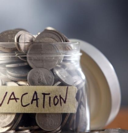 How to save money while traveling?