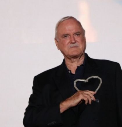 Heart of Sarajevo presented to actor John Cleese