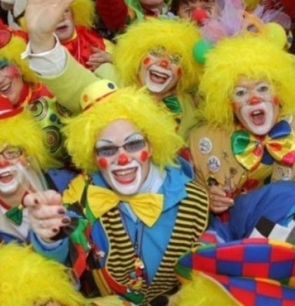 Karnevalske parade u njemačkim gradovima, milioni ljudi na ulicama