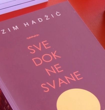 "Sve dok ne svane" najtraženiji naslov u septembru u knjižari Knjiga.ba