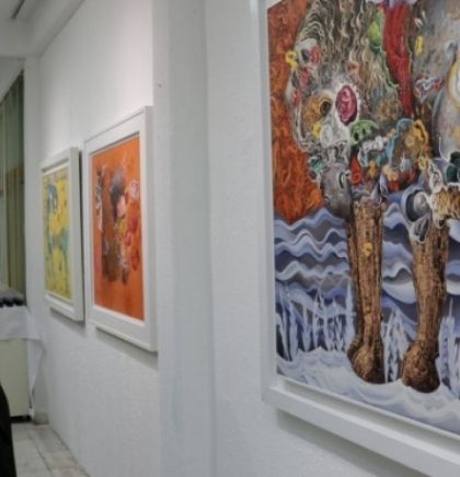Izložba 'Običan malecki san' Milutina Obradovića otvorena u Galeriji Novi hram