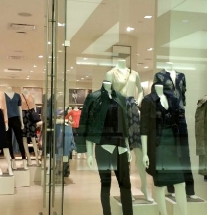 'Noć aranžiranja' večeras u izlozima trgovina u centru Sarajeva