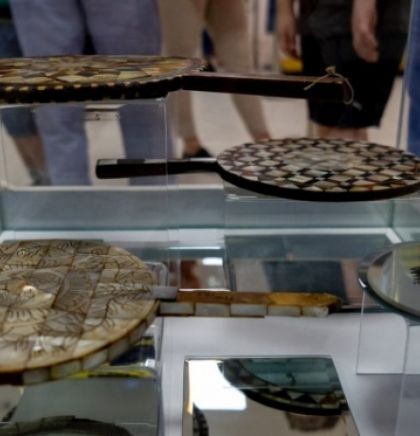 Lebiba Džeko u Mostaru predstavila izložbu 'U ogledalu'