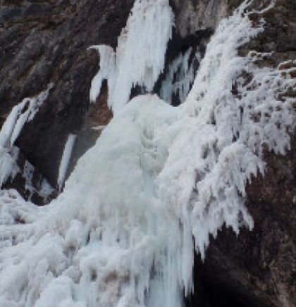 Prelijepo: Četiri godišnja doba na vodopadu Skok