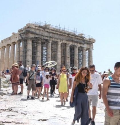 Grčka se priprema za turističku sezonu, otvaranje granica do sredine juna