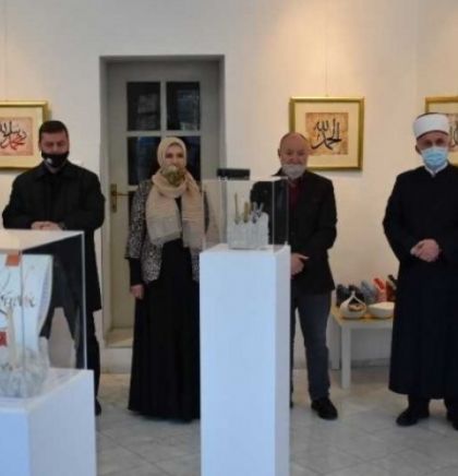 Bihać: Otvorena izložba kaligrafskih radova Naile Hodžić