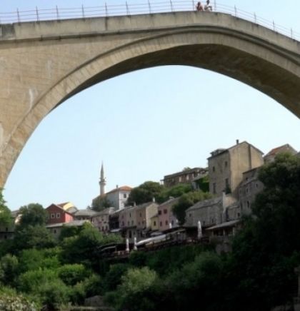 'Šlaufijada' se vraća u Mostar, niz Neretvu nogama, rukama i papučama