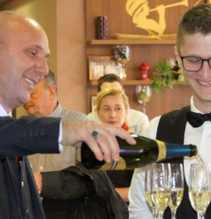 Počeo 7. međunarodni sajam vina i gastronomije "Vinozeus - Zenica 2022"