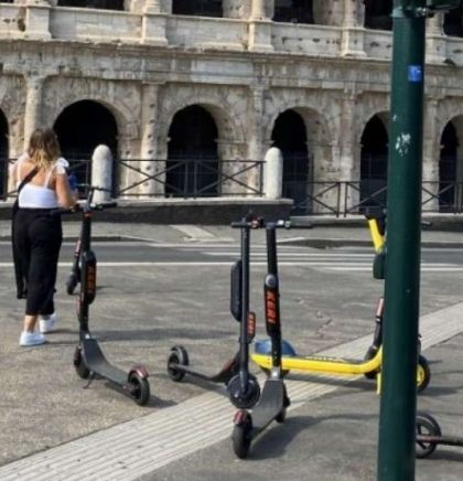 Iako su trebali pomoći saobraćaju u Rimu, e-skuteri postali smrtonosna zamka