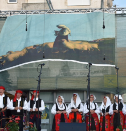 U nedjelju počinje 'Livanjsko kulturno ljeto', na otvaranju klapa Iskon i Livanjske mažoretkinje