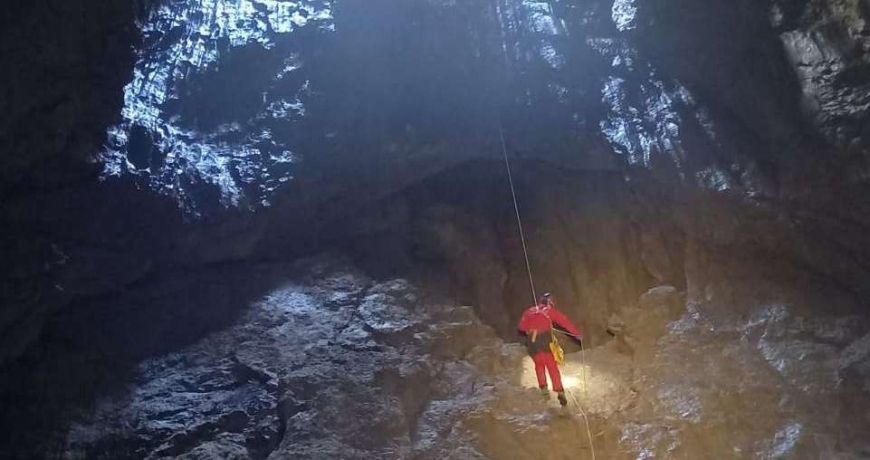 Hrvatska: Speleolozi u jamama na Velebitu zapazili ubrzano topljenje leda
