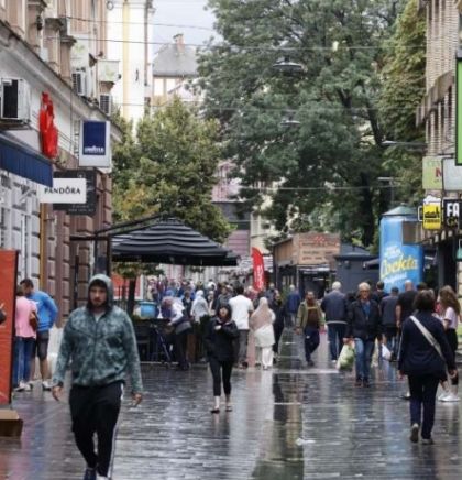 U BiH pretežno oblačno sa slabom kišom ili pljuskom, više padavina u Hercegovini
