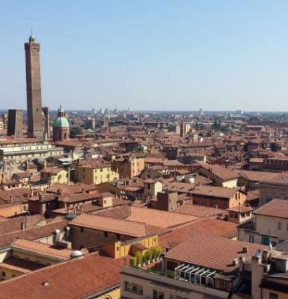 Krivi toranj u Bolonji zatvoren zbog straha da bi se mogao srušiti