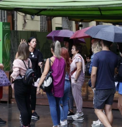 Od petka uglavnom oblačno i lokalni pljuskovi