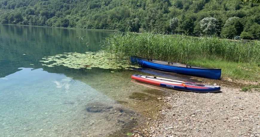 Boračko jezero je prirodni dragulj BiH, idealan je za odmor za cijelu porodicu