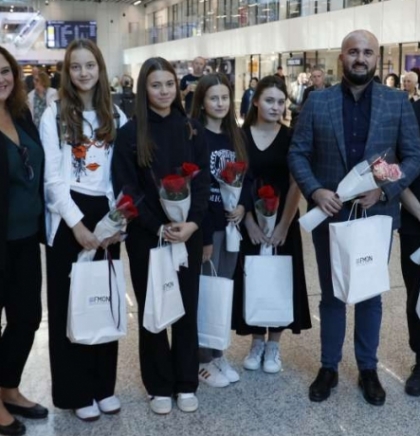Reprezentacija bh. robotičara vratila se iz Atine sa tri nagrade, dočekala ih ministrica Duraković (VIDEO)