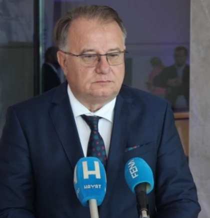 Nik&scaron;ić: Situacija vrlo ozbiljna jer su brojni građani zarobljeni u kućama, pronalazimo način da dođemo do njih