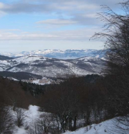 U BiH jutros oblačno, lokalno slabija ki&scaron;a, na planinama padao snijeg