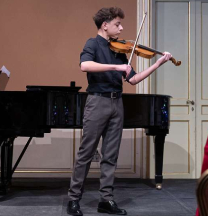 Mostarski violinist Antonio &Scaron;arić nastupio na Božićnom koncertu u Rimu