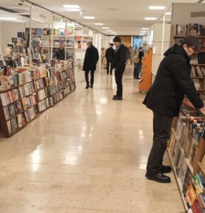 U galeriji Collegium Artisticum otvoren 'Zimski salon knjige' &nbsp;