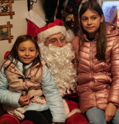 Uz Djeda Mraza počela manifestacija 'Zima na Vilsu by Sarajevo Holiday Market' 