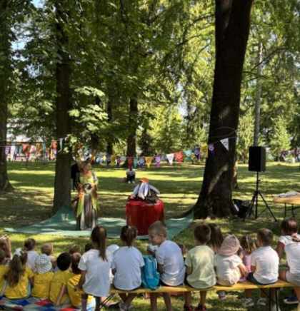 Ljetna &scaron;kola 'U hladu kreativa' otvorena u Gradskom parku Bihać