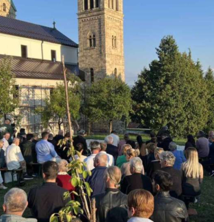 U samostanu Guča Gora izvedena premijera predstave 'Ča&scaron;a'