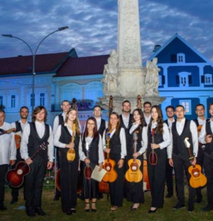 Zapažen nastup Tambura&scaron;kog orkestra Mostar na festivalu &lsquo;Zlatne žice Slavonije&rsquo; 