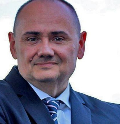 Ususret predstavljanju jedinstvenog priručnika autor Novo za BH Putovanja: Knjiga je zbir jasnih smjernica za roditelje