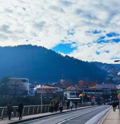 Zbog radova na održavanju semafora u Konjicu, saobraća se usporeno, jednom trakom