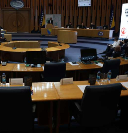 Konferencija o za&scaron;titi okoli&scaron;a u PSBiH: Stručnjaci traže odgovornost za pomor ribe u Neretvi