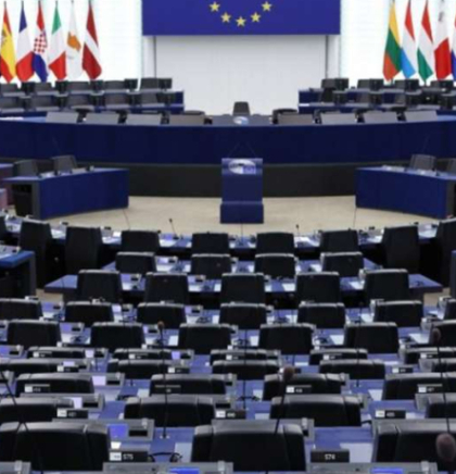 EP odbio uskratiti prava putnika u aviosaobraćaju, traže besplatan lični prtljag