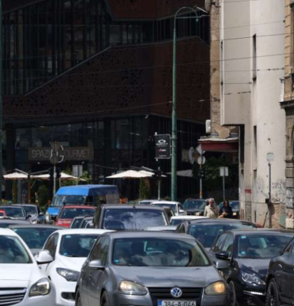 Saobraćaj bez većih pote&scaron;koća i dužih zastoja