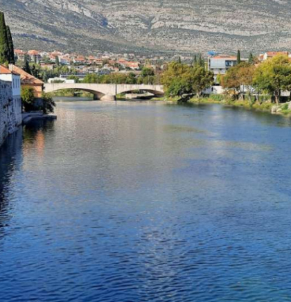 Sunčano vrijeme u BiH uz malu oblačnost, u Trebinju 9 stepeni