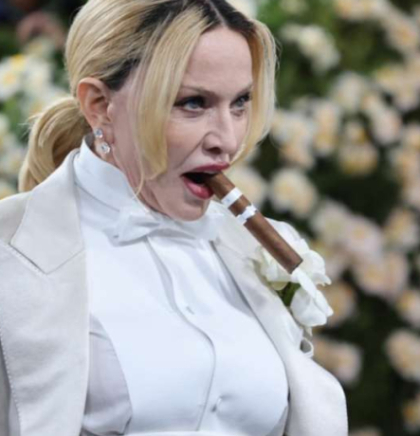 Madonna nudi nagradu za povratak vintage kostima izgubljenog na Coachelli