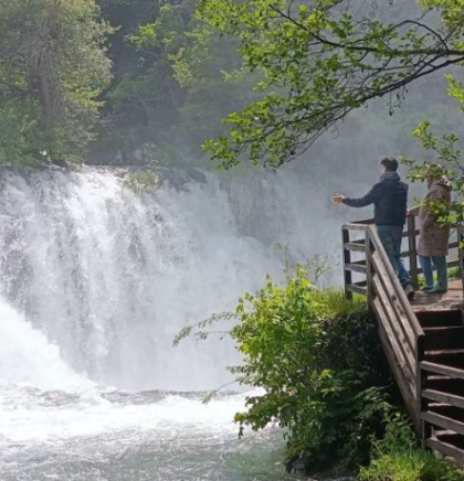 Sve vi&scaron;e turista u Martin Brodu: Una magnetski privlači goste iz regiona i EU