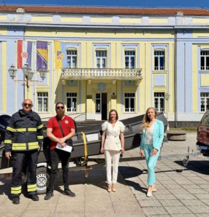 Projekt TETHYS4ADRION: Čapljini isporučeno plovilo za praćenje riječnog otpada