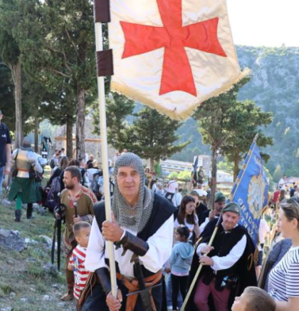 Jedanaesto izdanje Stolačke tarče donosi novi format i termin ove jedinstvene manifestacije