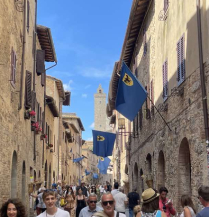 San Gimignano &ndash; srednjovjekovni grad koji čuva 14 kamenih kula i duh stare Toskane