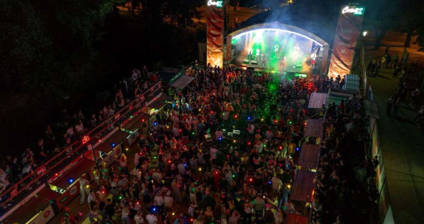 Otvoren 'Sarajevo Street Food Market' - Vilsonovo &scaron;etali&scaron;te centar ljetnih de&scaron;avanja