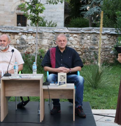 Zbirka poezije 'Osmijeh Jasmine Ahmetspahić' promovisana na Mostarskom ljetu